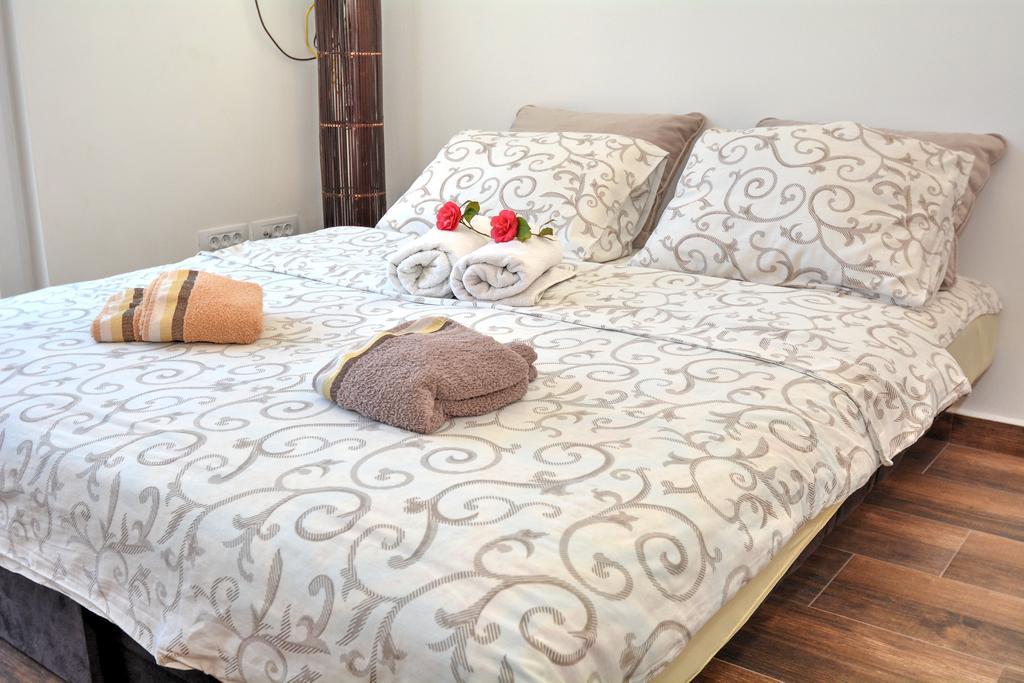 Apartments Blazevic تْشيرسيك نوفي المظهر الخارجي الصورة